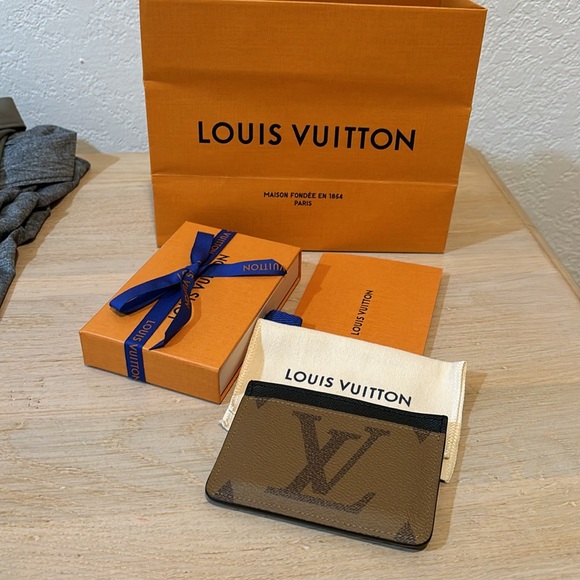 Louis Vuitton side up card holder LVmonogram black Other side large LV tan/taupe - Picture 3 of 10